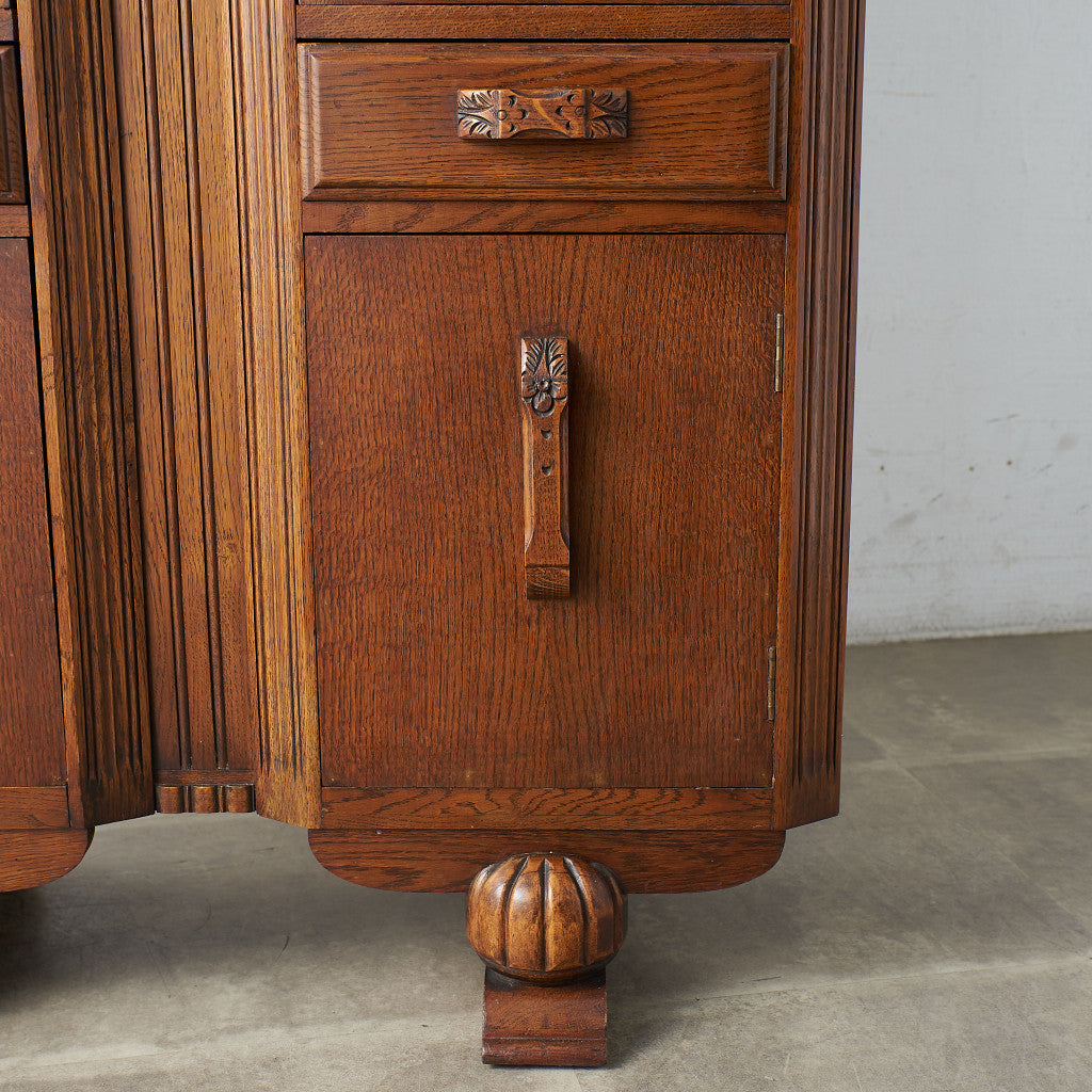 [67250] British classic Art Deco style bookcase