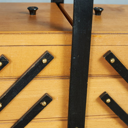 British Vintage Sewing Box #74747