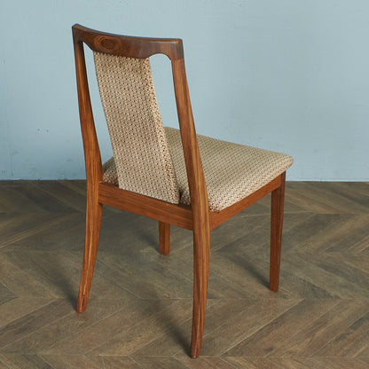 Fresco パッドバックダイニングチェア(Carver Chair 4566D)