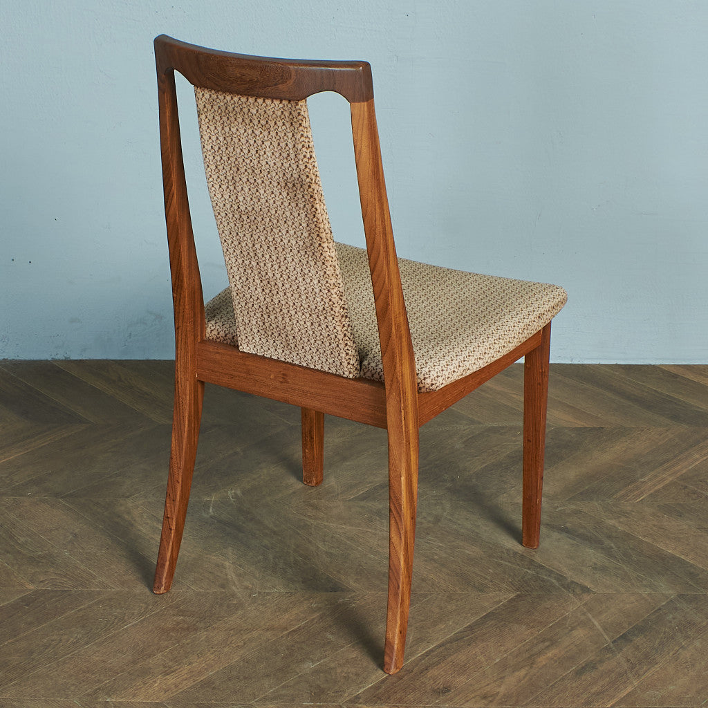 Fresco パッドバックダイニングチェア(Carver Chair 4566D)