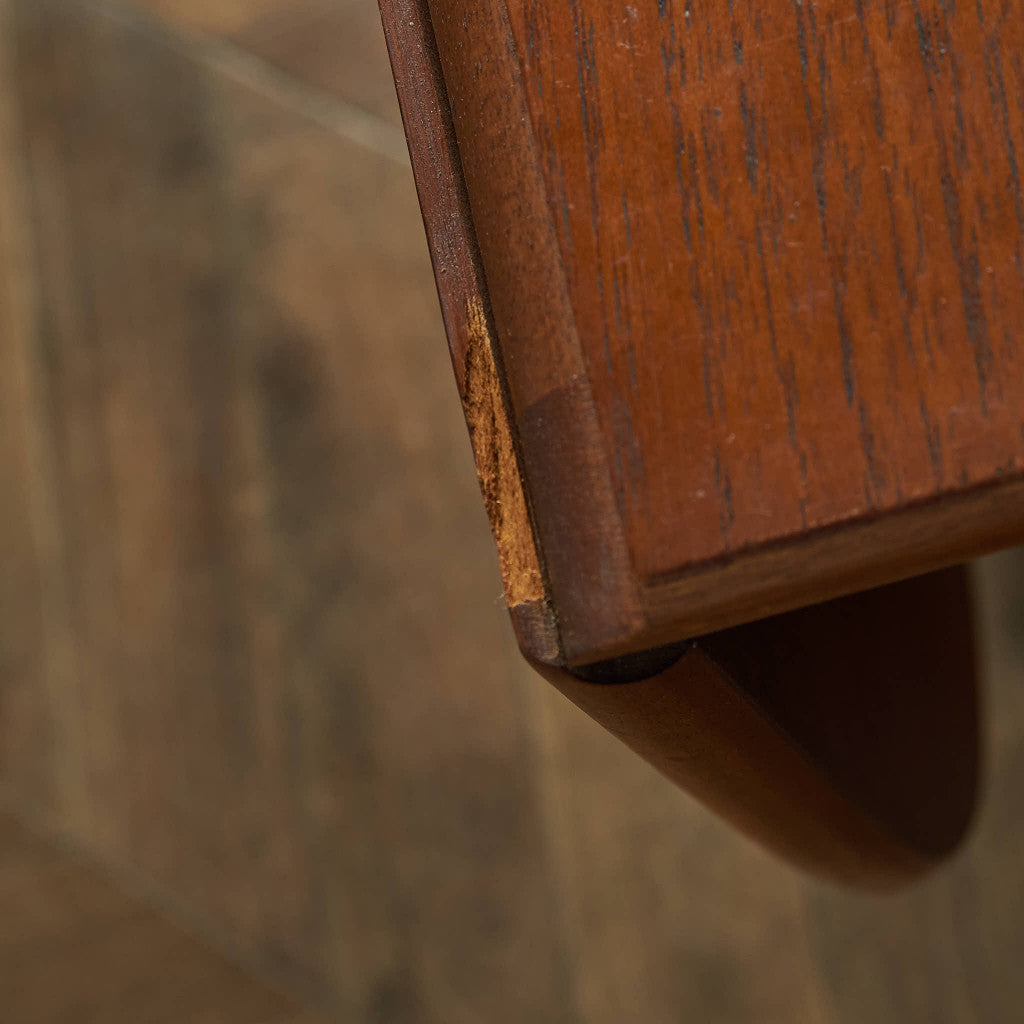 Jentique Drop Leaf Gate Leg Table #84068