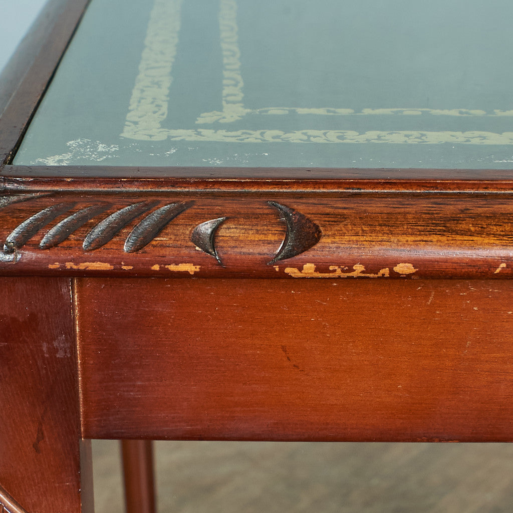 British classic glass top nesting table #78638