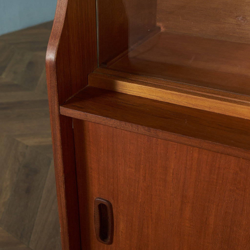 British Vintage Glass Cabinet #80383