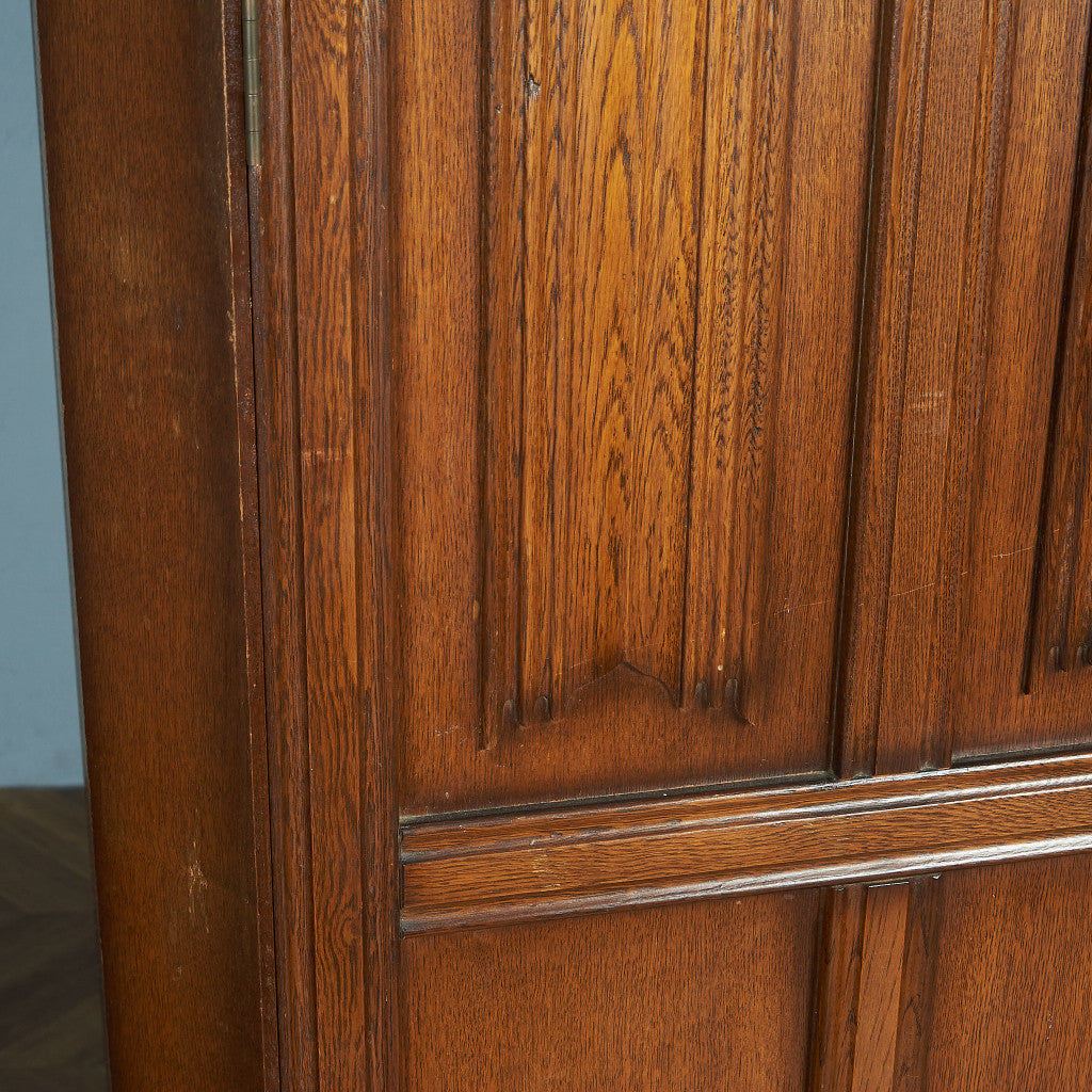 British Classic Wardrobe #81680