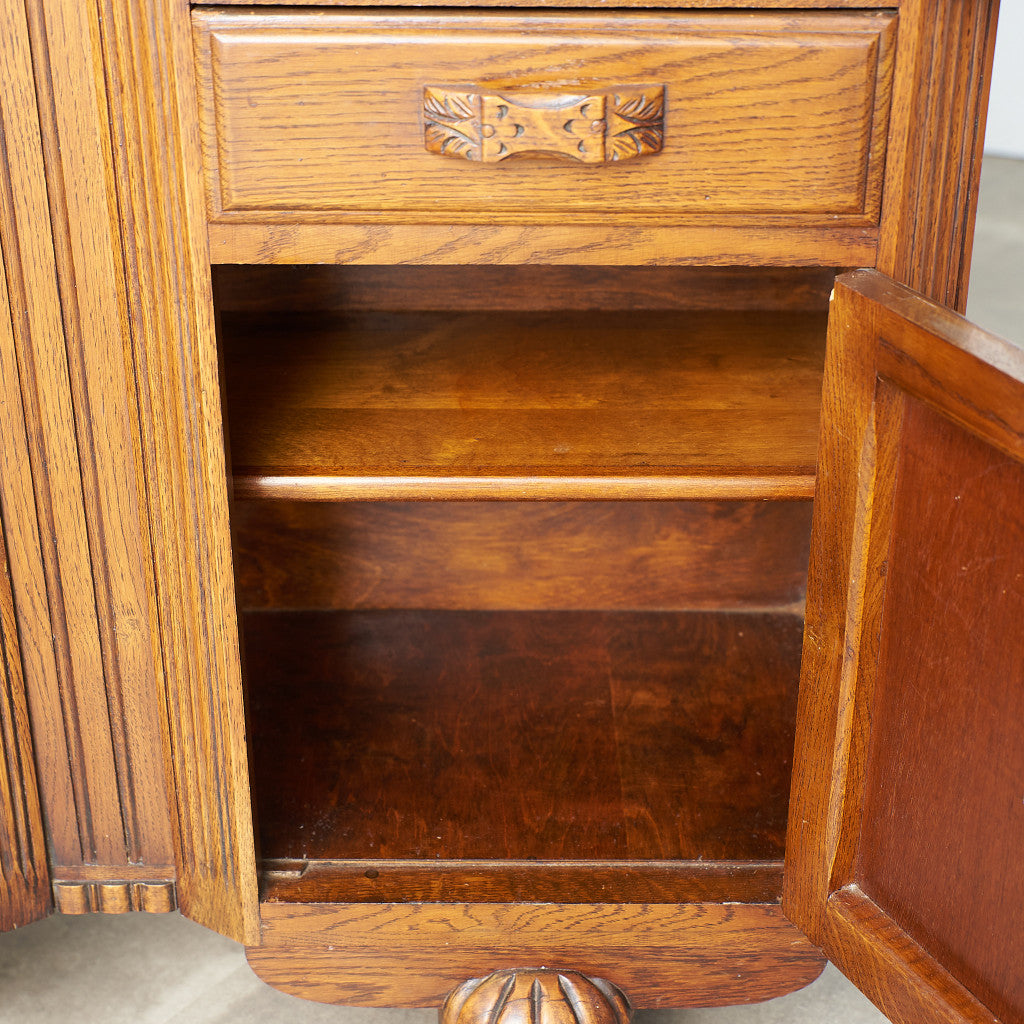 [67250] British classic Art Deco style bookcase