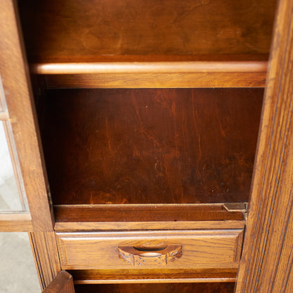 [67250] British classic Art Deco style bookcase
