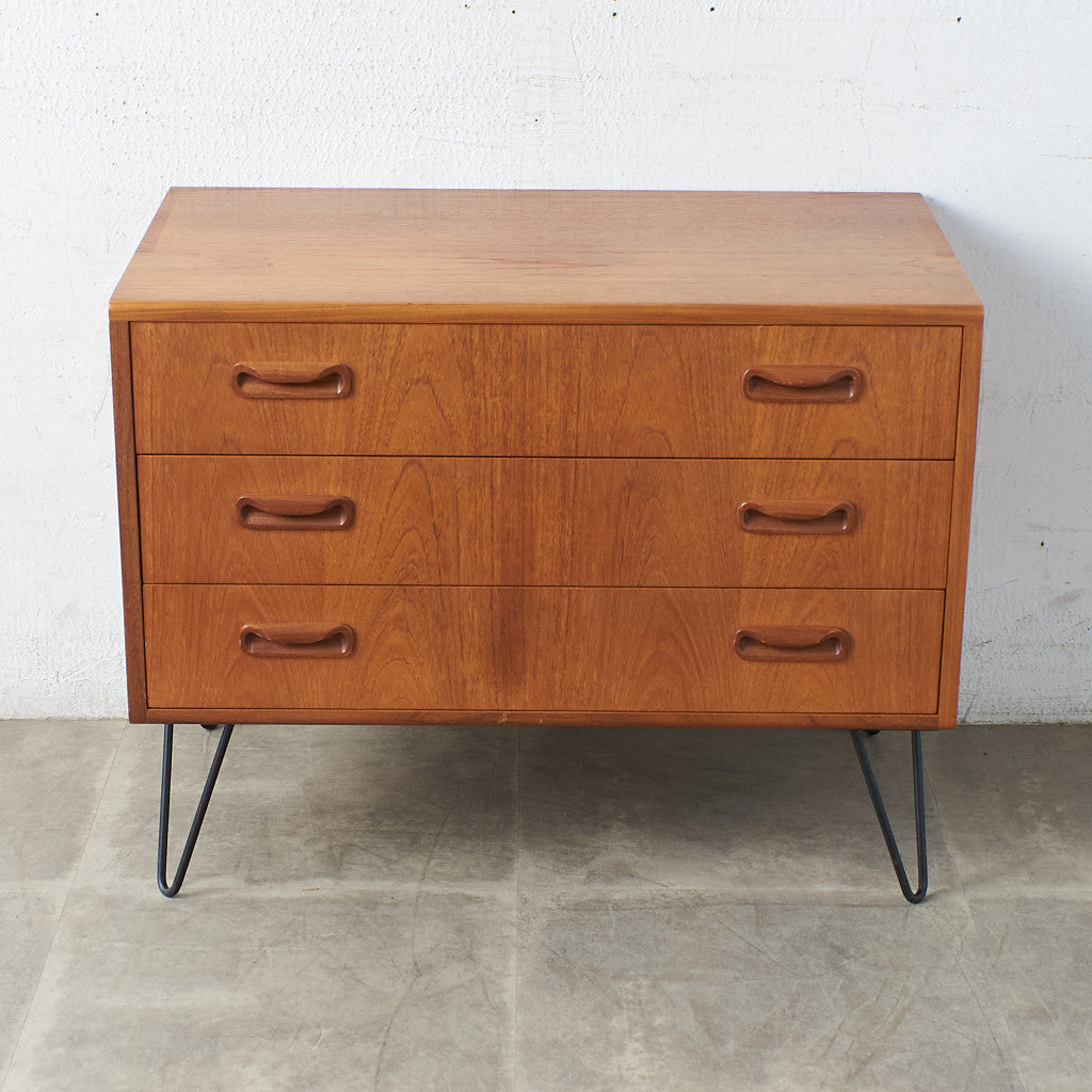 [65677][G-PLAN] Fresco 3-drawer chest/custom iron legs