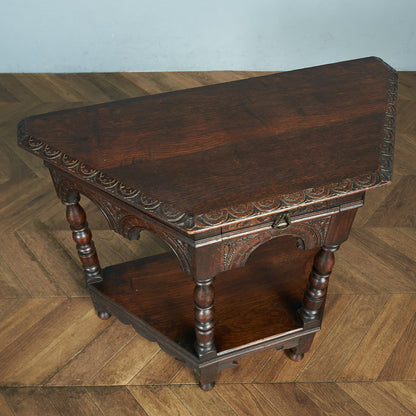 British classic oak side table #80476
