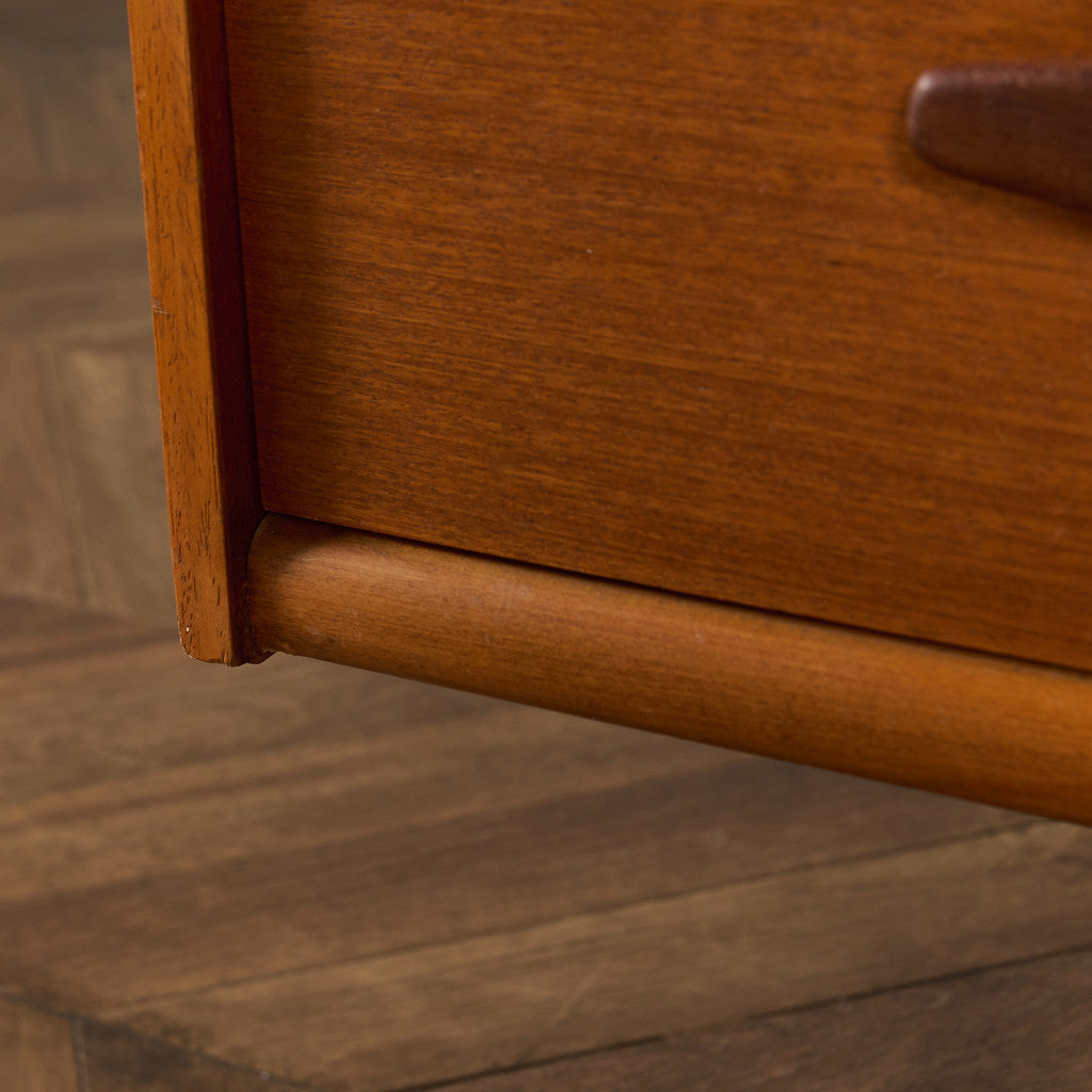ヴィンテージ サイドボード
