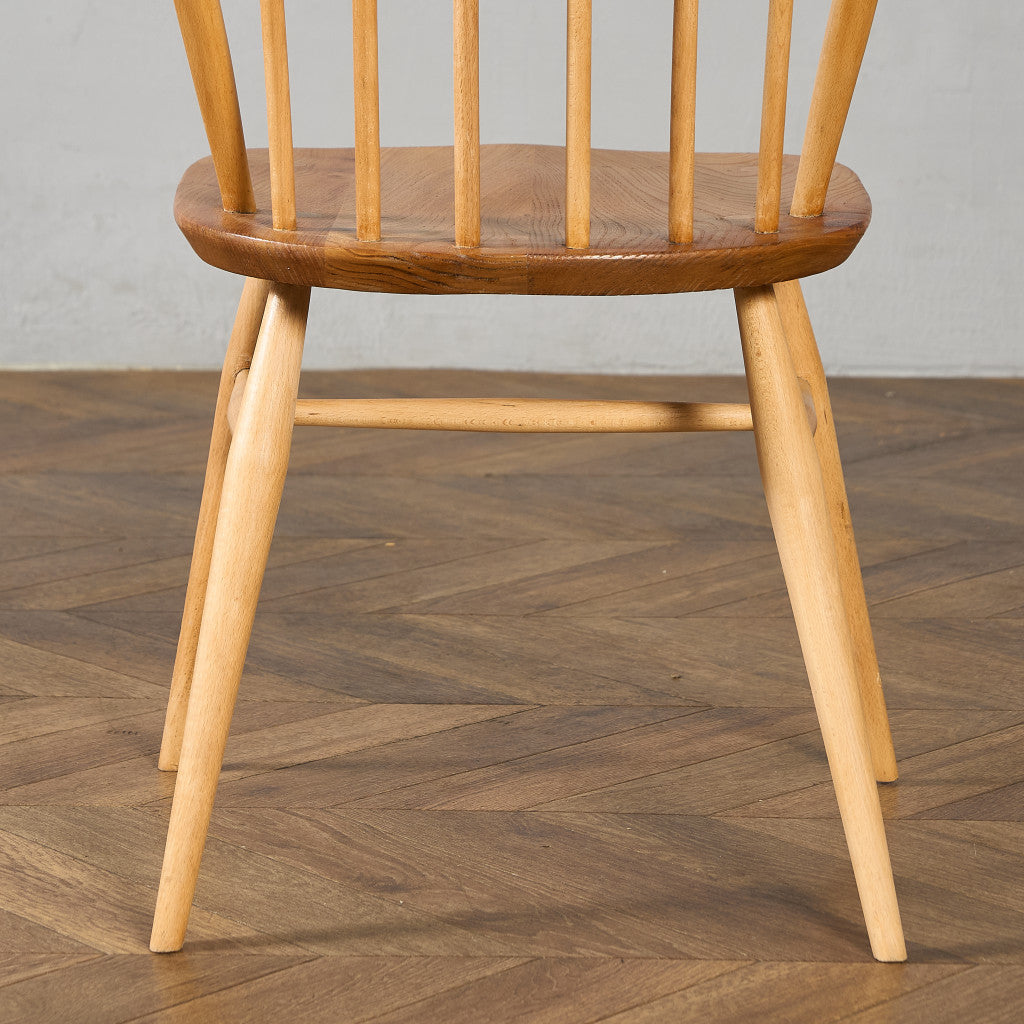 フープバックチェア