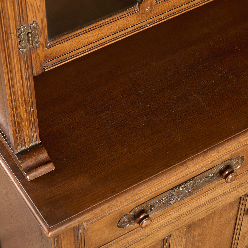 Gomme Furniture Wycombe ガラス キャビネット