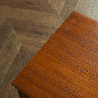 British Vintage Nesting Table #80301