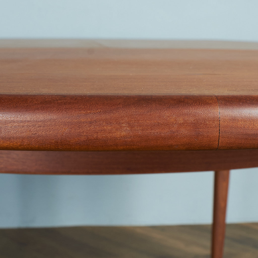 G-PLAN Extension Round Dining Table #74519