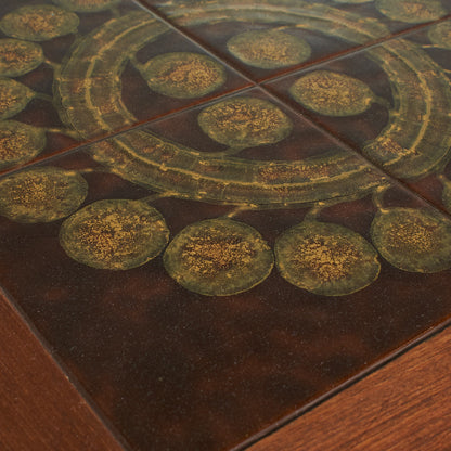 [67524][MOBELFABRIKKEN TOFTEN] Vintage Danish coffee table