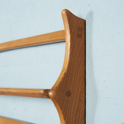 ヴィンテージ ウォールラック (Wall Mounted Plate Rack model 268)