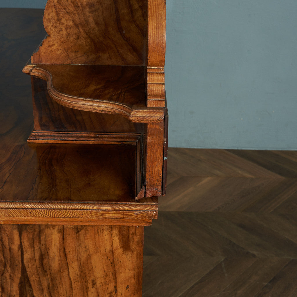 British Classic Dresser Desk #82053