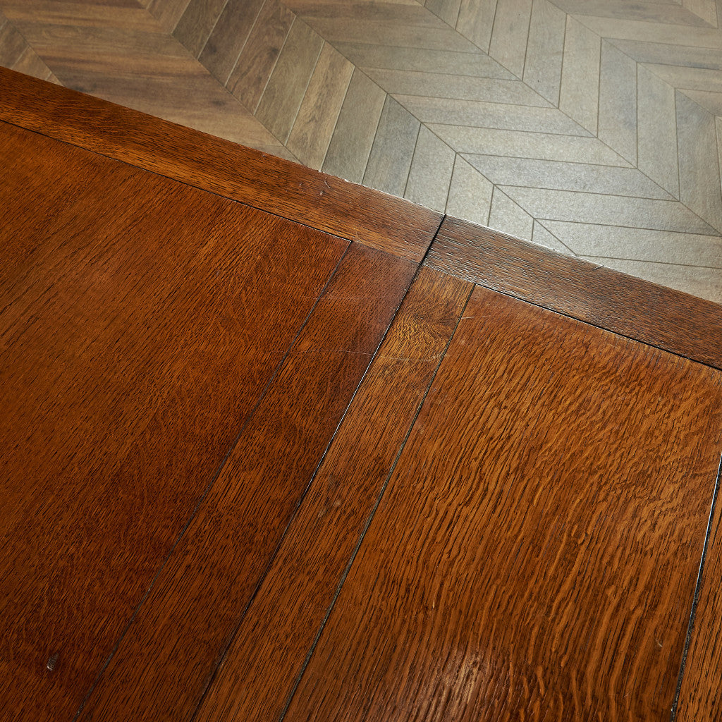 British Classic Drop Leaf Gateleg Table #81780