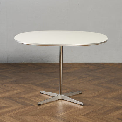 Fritz Hansen A603 Super-circular Table スーパー円テーブル