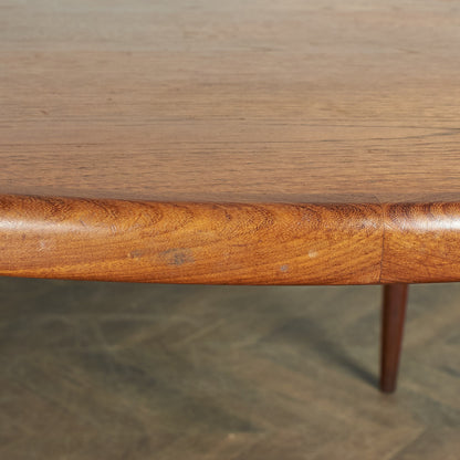 G-PLAN Extension Round Dining Table #72187