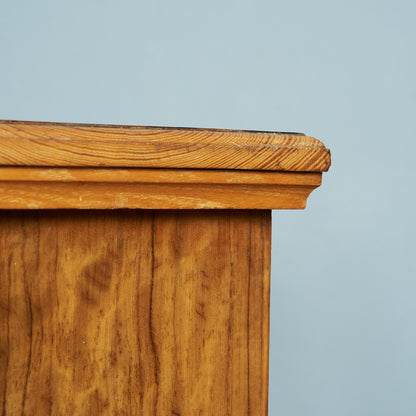 British Classic Bedside Cabinet #82054