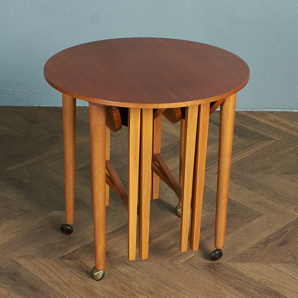 [67643] Novy Domov Poul Hundevad nesting table