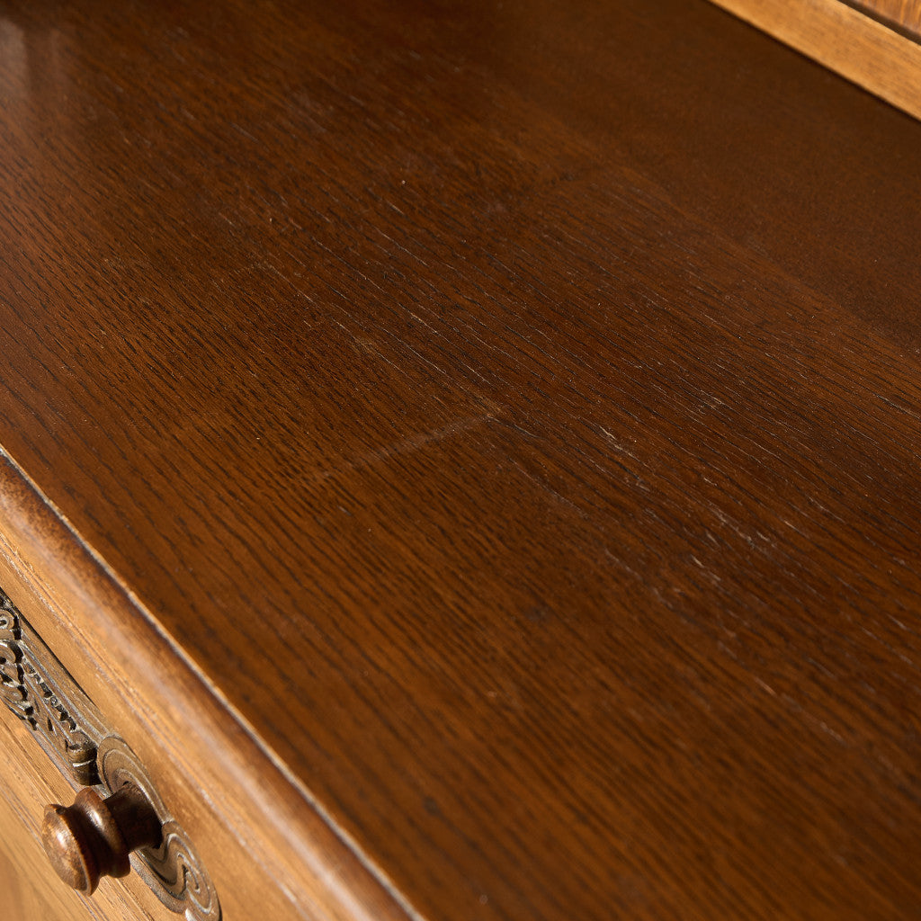 Gomme Furniture Wycombe ガラス キャビネット