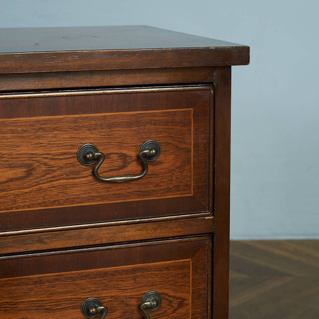 British Classic 3-Drawer Side Chest #83734