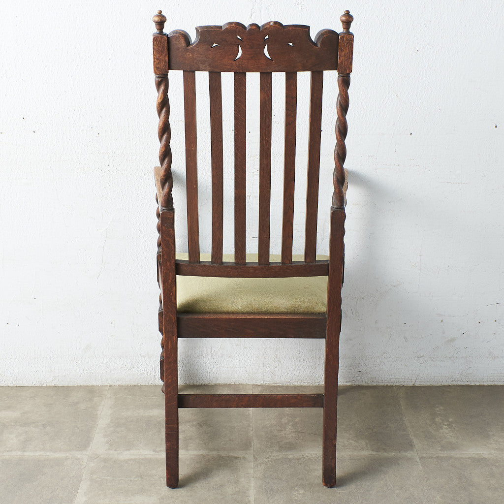 [67207] Antique British Jacobean style armchair