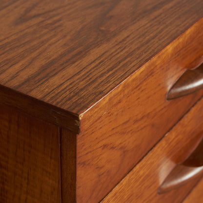 AVALON Vintage Sideboard #80486