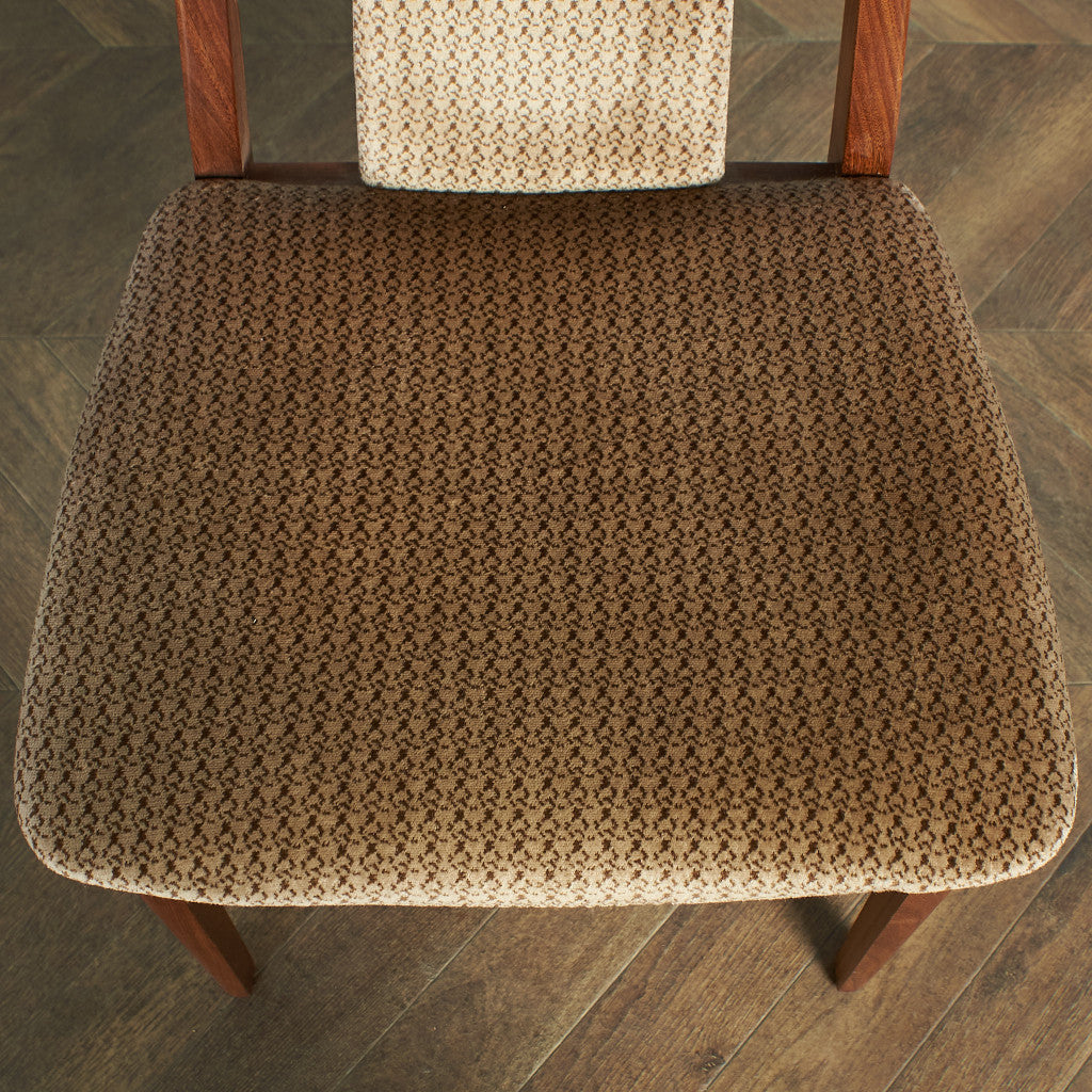 Fresco パッドバックダイニングチェア(Carver Chair 4566D)