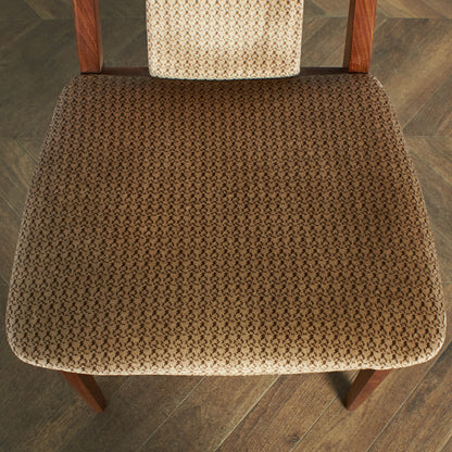 Fresco パッドバックダイニングチェア(Carver Chair 4566D)