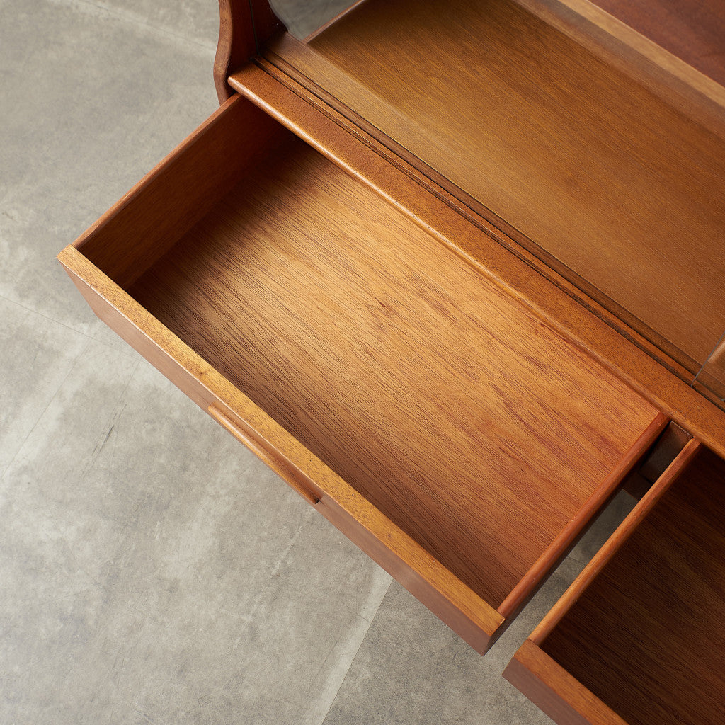 [67620][Jentique] Vintage bookcase