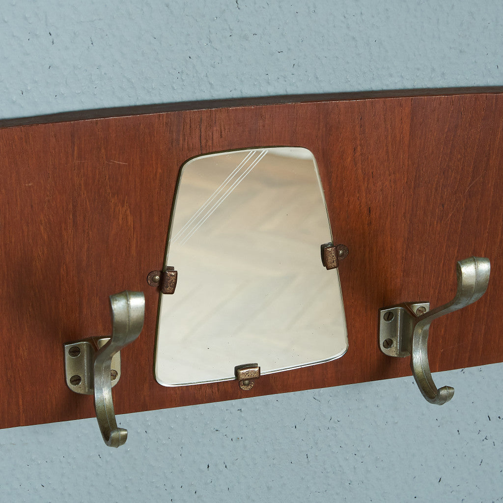 British Vintage Wall Hanger #82110
