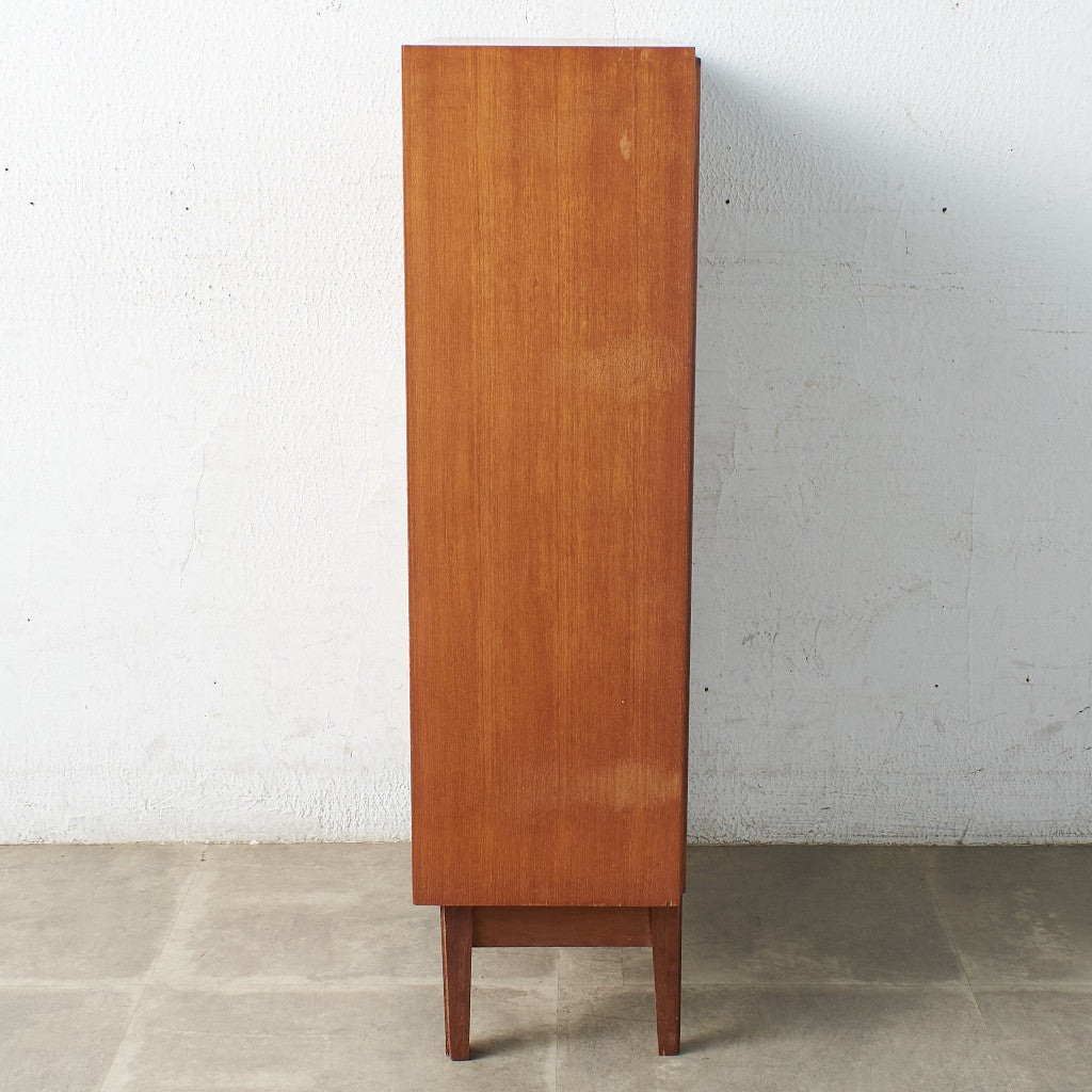 [67613] British vintage glass bookcase