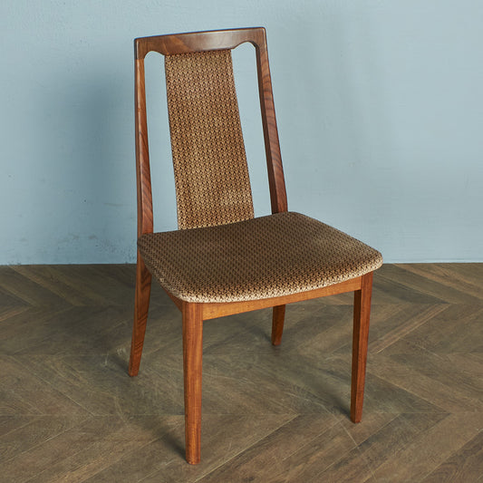 Fresco パッドバックダイニングチェア(Carver Chair 4566D)