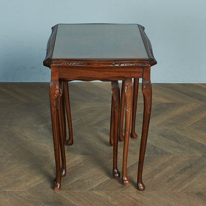 British classic glass top nesting table #78649