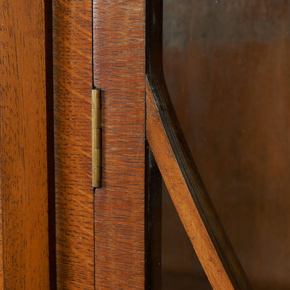 British Classic Curio Case/Display Cabinet #83978