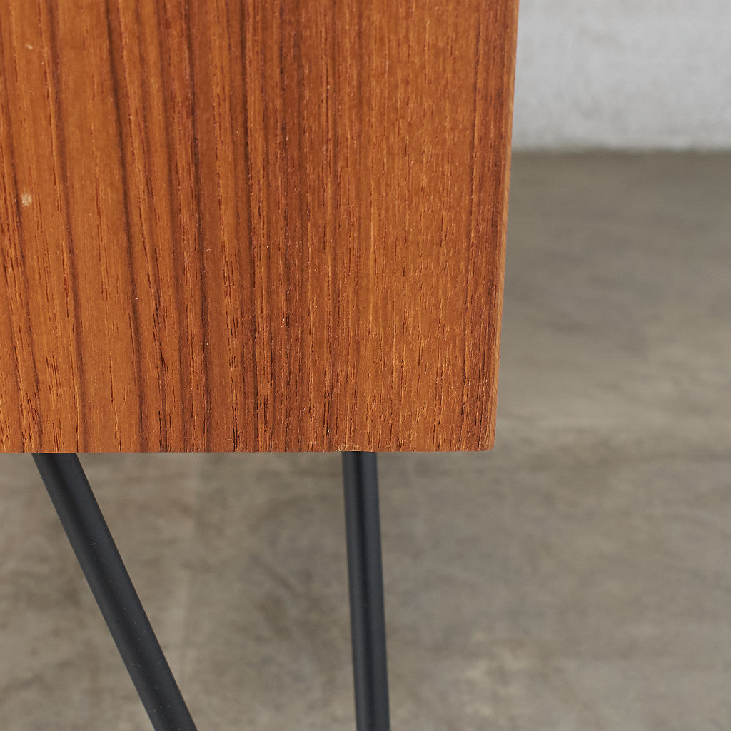 [65677][G-PLAN] Fresco 3-drawer chest/custom iron legs