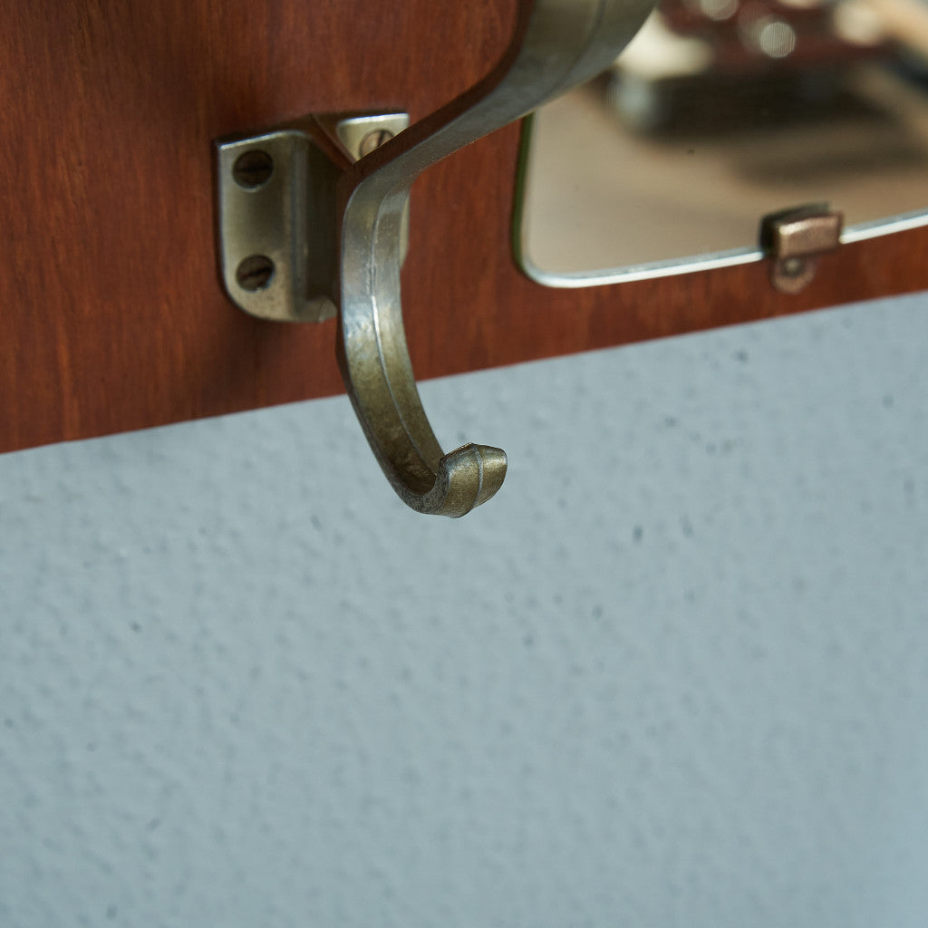British Vintage Wall Hanger #82110