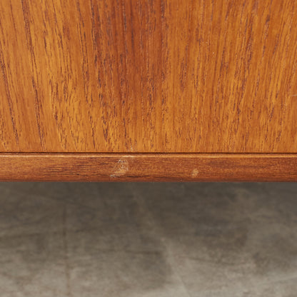 [65677][G-PLAN] Fresco 3-drawer chest/custom iron legs