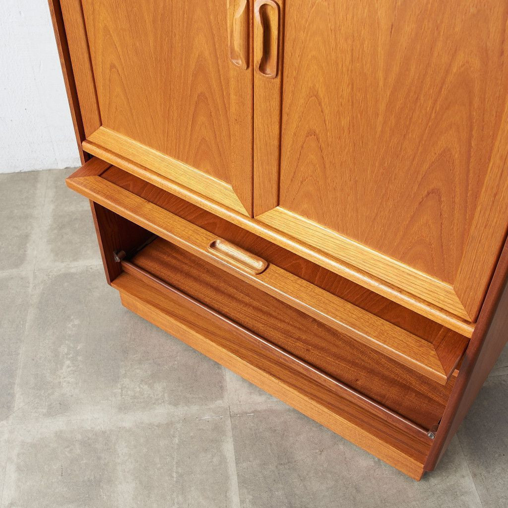 fresco ヴィンテージ TVキャビネット