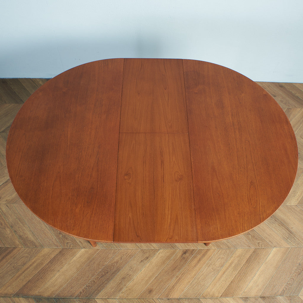 British vintage extension round dining table #74545