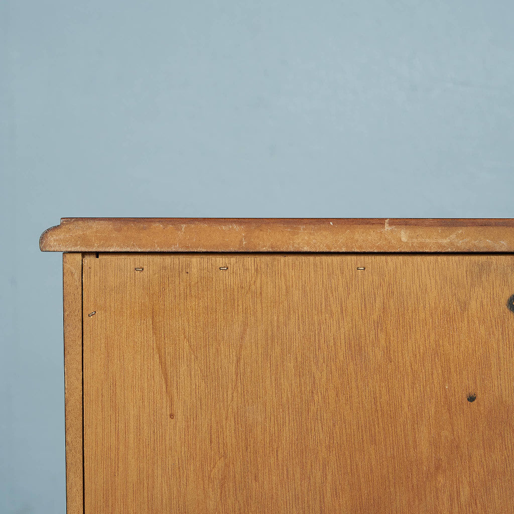 British Classic Side Chest #85390