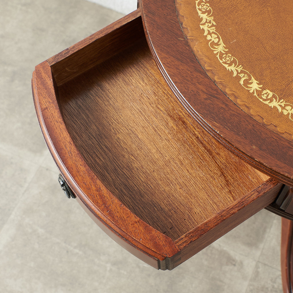 [67237] British Classic Wine Table
