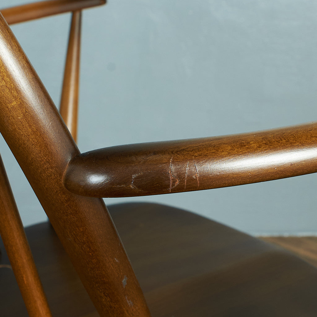 シスルバックアームチェア