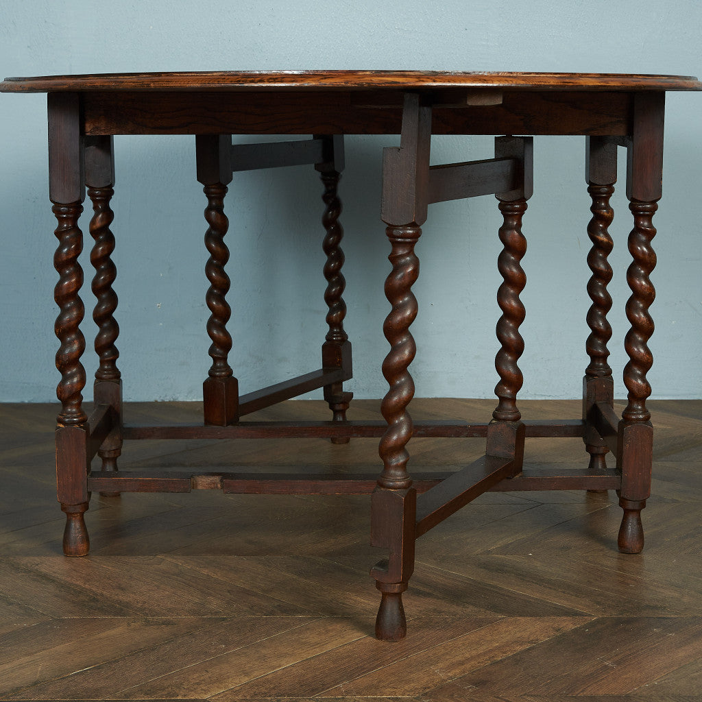 British Classic Drop Leaf Gateleg Table #81716