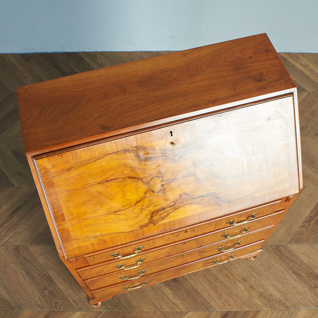 Northampton Cabinet Company ライティングビューロー