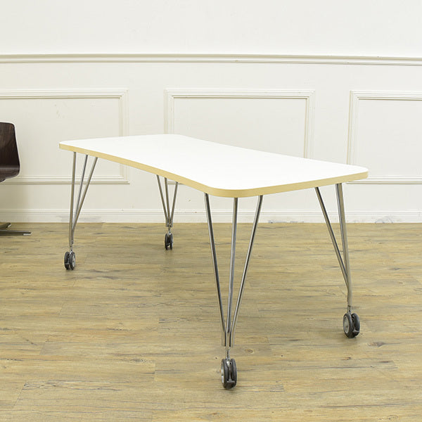 Kartell マックス160