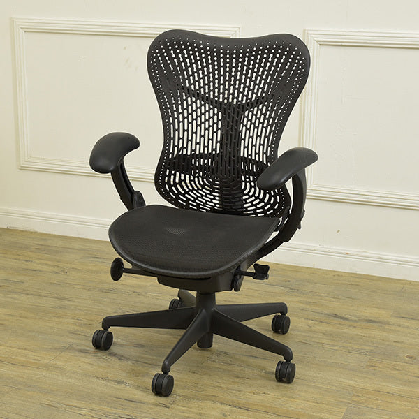 Herman Miller ミラチェア