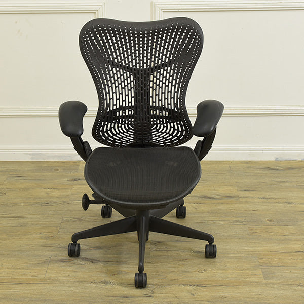 Herman Miller ミラチェア